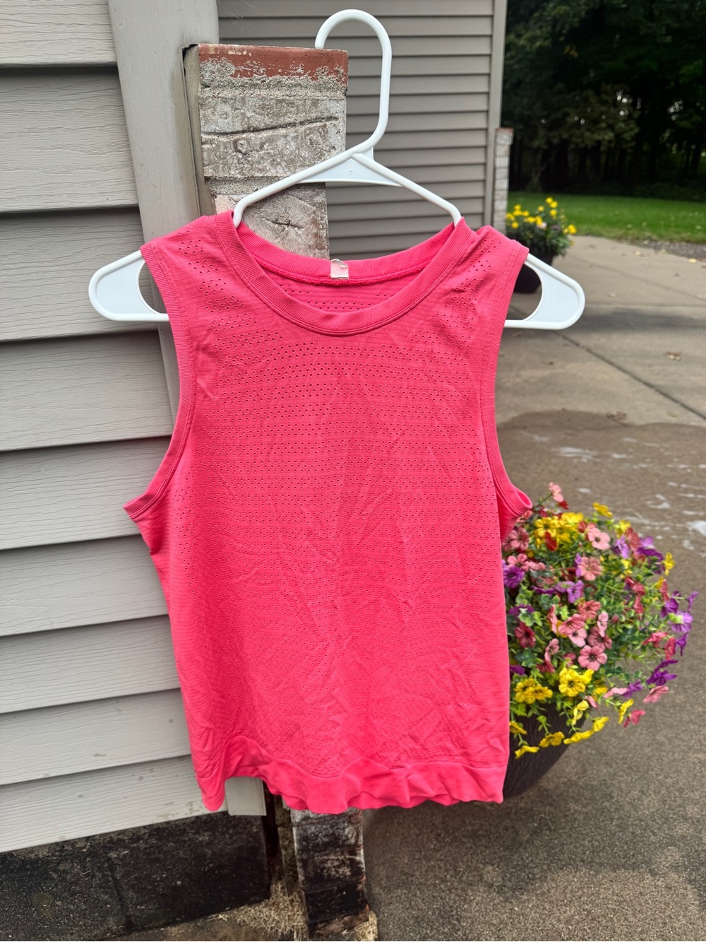 lululemon athletica Bright Pink Sleeveless Workout Tank